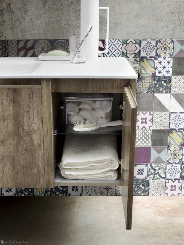 Movida - bathroom mirrors, bathroom d????cor, bathroom armoire, bathroom cabinets, , Movida Bathroom, bathroom accessories, bathroom tile, bathroom bench, bathroom vanities