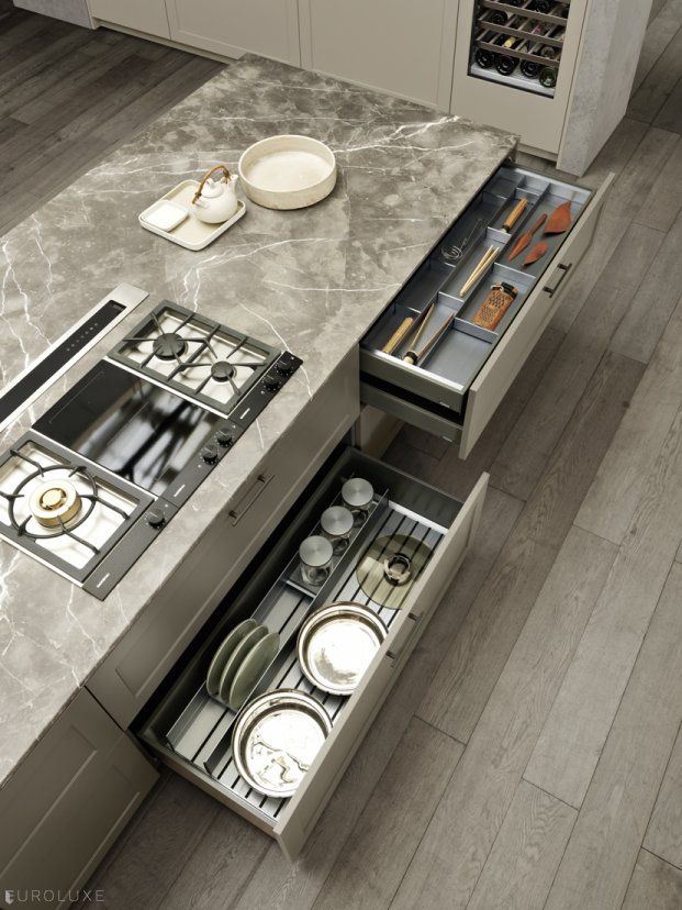 Quadra 70 - custom kitchen cabinets, Quadra 70 Chicago, kitchen cabinets, modern kitchen, urban interior, minimalistic kitchen, pedini cabinets chicago, european kitchen, kitchen Chicago, contemporary kitchen, italian, modern design, dining furniture, Quadra 70 by Pedini