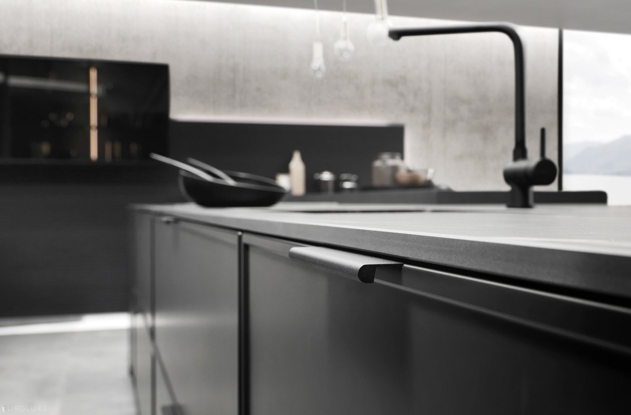 Quadra 10 - modern design, urban interior, european kitchen, Quadra 10 by Pedini, contemporary kitchen, custom kitchen cabinets, kitchen cabinets, italian, pedini cabinets chicago, modern kitchen, kitchen Chicago, Quadra 10 Chicago, dining furniture, minimalistic kitchen