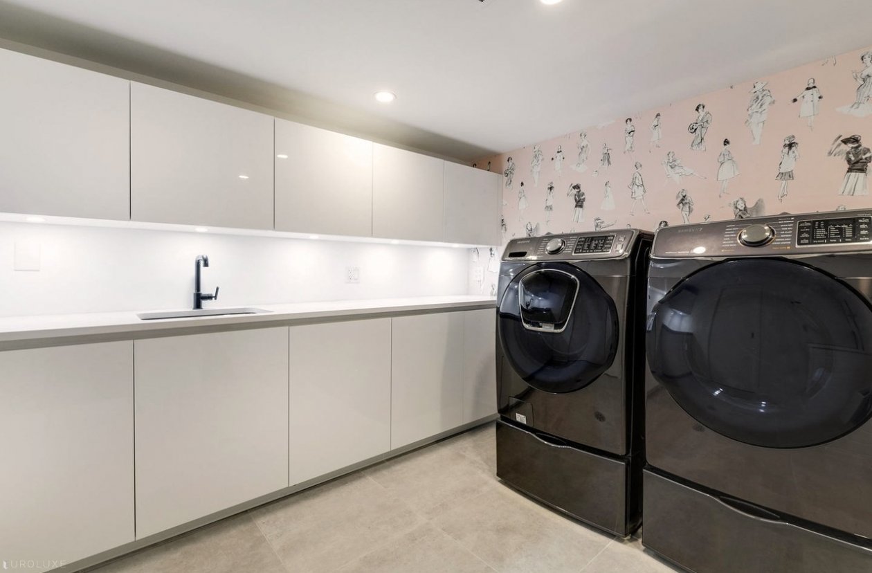 Chicago | Ukrainian Village Single Family Home  - modern italian cabinets, white lacquered cabinets, grooved lacquered kitchen, italian lacquered kitchen