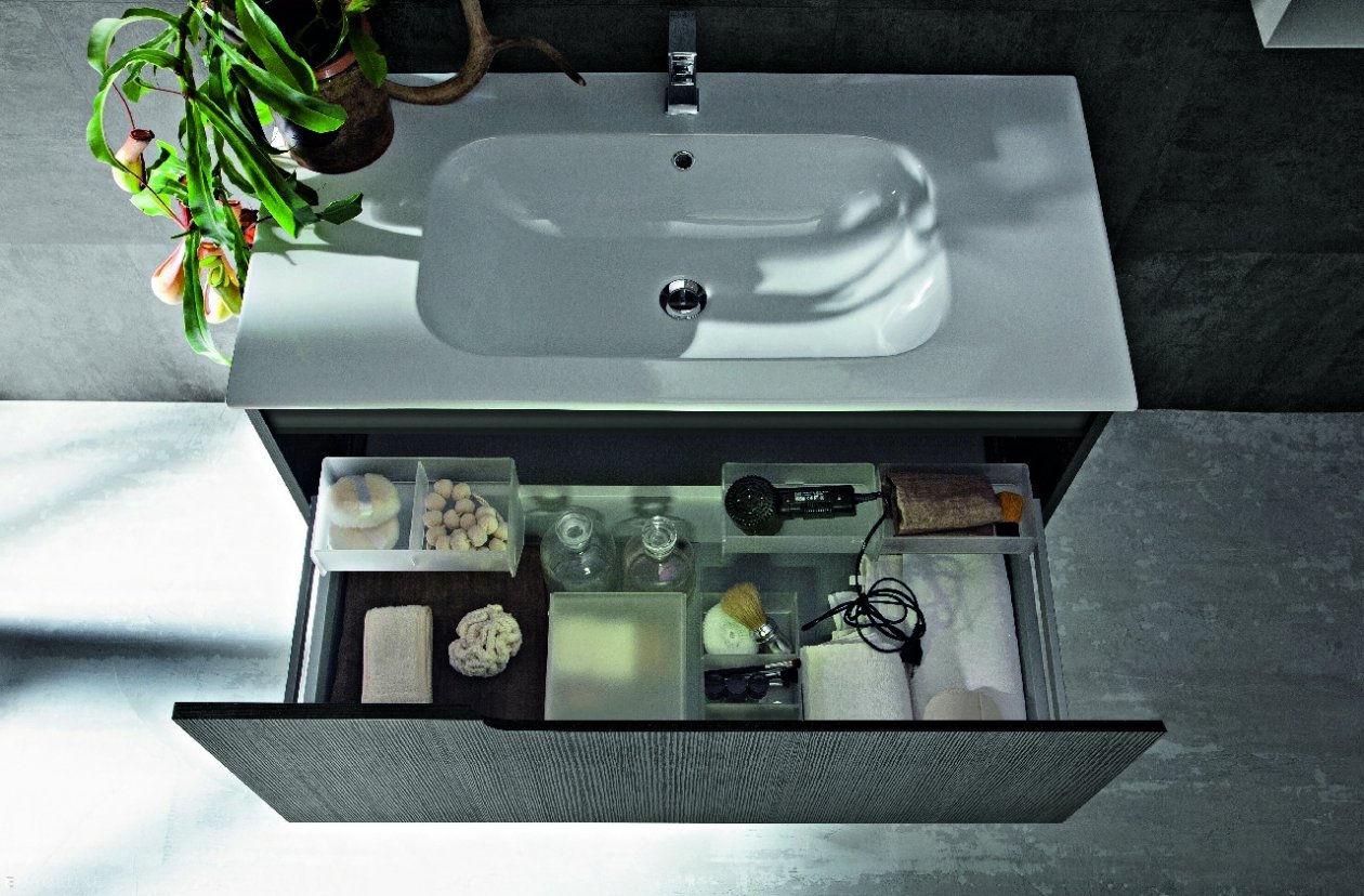 Ryo - bathroom bench, bathroom chandeliers, bathroom decor, , bathroom doors, bathroom accessories, bathroom tile, bathroom ensembles, Ryo Bathroom, bathroom bidet, bathroom armoire