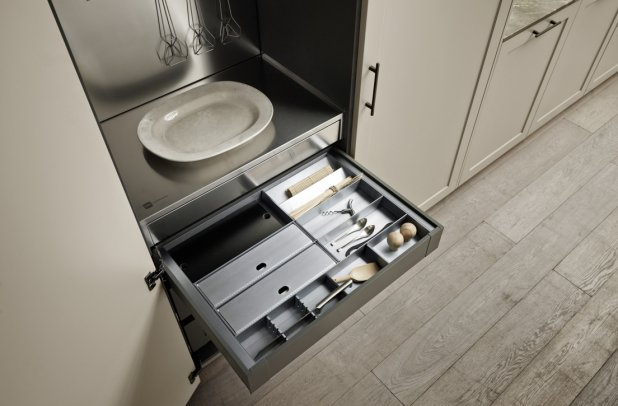 Quadra 70 by Pedini - Quadra 70 Chicago, european kitchen, contemporary kitchen, dining furniture, urban interior, modern kitchen, kitchen Chicago, kitchen cabinets, custom kitchen cabinets, pedini cabinets chicago, italian, modern design, minimalistic kitchen, Quadra 70 by Pedini